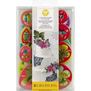 BRAND NEW Wilton Gum Paste Flower Cut-Outs Set, 28 Piece.